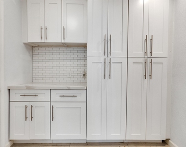 12625 Memorial Drive - Photo Thumbnail 7