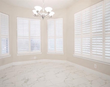 4215 Sand Terrace - Photo Thumbnail 10