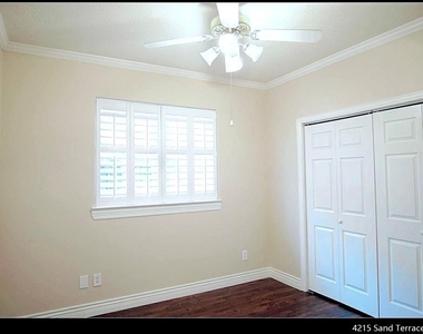4215 Sand Terrace - Photo Thumbnail 14
