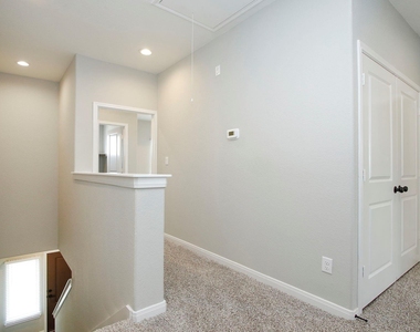 14010 Longstreet Road Road - Photo Thumbnail 33