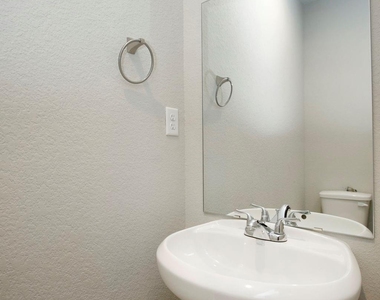 14010 Longstreet Road Road - Photo Thumbnail 20