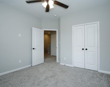 14010 Longstreet Road Road - Photo Thumbnail 22
