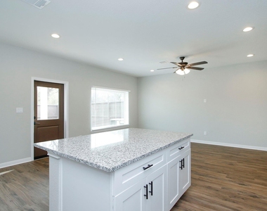 14010 Longstreet Road Road - Photo Thumbnail 19