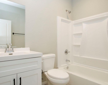 14010 Longstreet Road Road - Photo Thumbnail 36