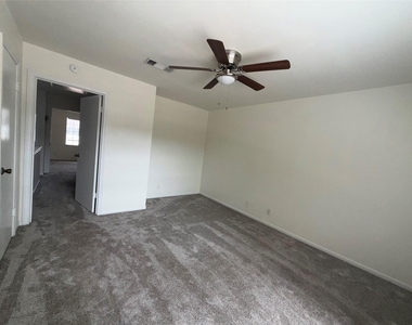 2039 Winrock Boulevard - Photo Thumbnail 20