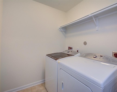 22618 Auburn Valley Lane - Photo Thumbnail 13
