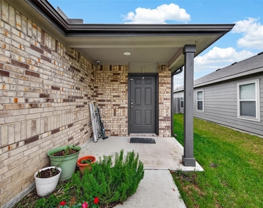 10411 Meadow Saffron Drive - Photo Thumbnail 3