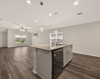 10411 Meadow Saffron Drive - Photo Thumbnail 13
