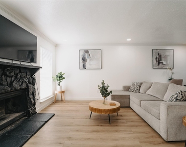 6001 Reims Road - Photo Thumbnail 2