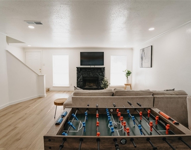 6001 Reims Road - Photo Thumbnail 7