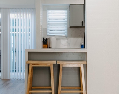 6001 Reims Road - Photo Thumbnail 16
