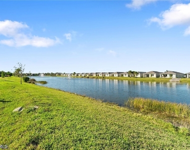 28298 Captiva Shell Loop - Photo Thumbnail 42