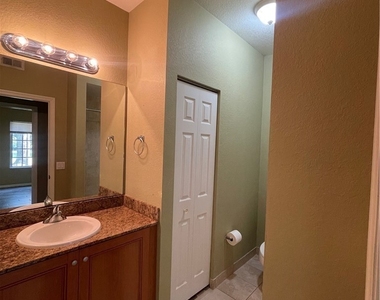 20321 Estero Gardens Circle - Photo Thumbnail 13