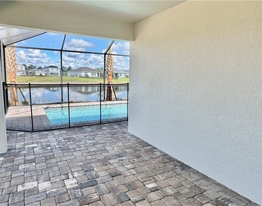 16922 Sage Terrace - Photo Thumbnail 14