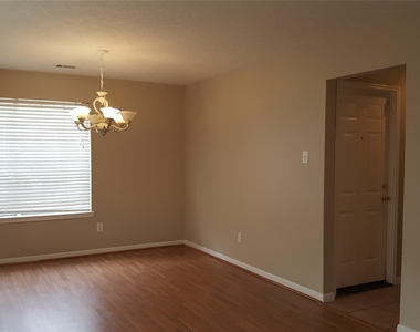 2602 Desert Sage Drive - Photo Thumbnail 2