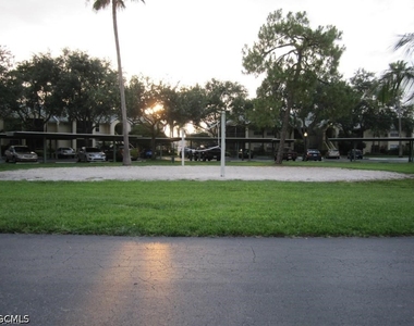 12540 Equestrian Circle - Photo Thumbnail 19