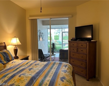 20726 Country Barn Drive - Photo Thumbnail 2