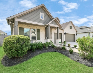 10002 Serenity Grove Drive - Photo Thumbnail 39