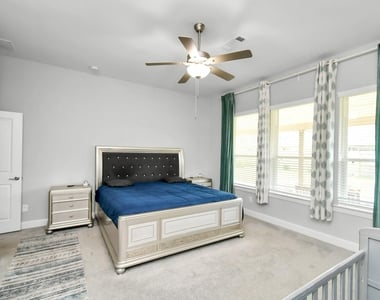 10002 Serenity Grove Drive - Photo Thumbnail 13