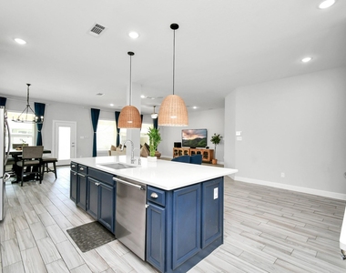 10002 Serenity Grove Drive - Photo Thumbnail 9