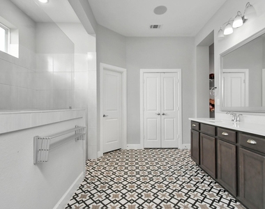 10002 Serenity Grove Drive - Photo Thumbnail 16