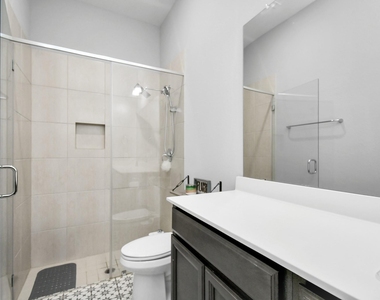 10002 Serenity Grove Drive - Photo Thumbnail 21