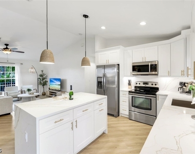 3322 Oasis Boulevard - Photo Thumbnail 22