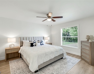 3322 Oasis Boulevard - Photo Thumbnail 24