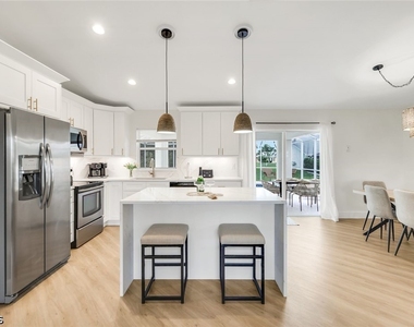 3322 Oasis Boulevard - Photo Thumbnail 17