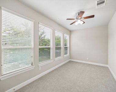 9628 Cambridge Manor Lane - Photo Thumbnail 11