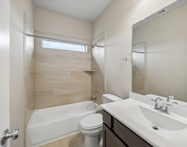 9628 Cambridge Manor Lane - Photo Thumbnail 9