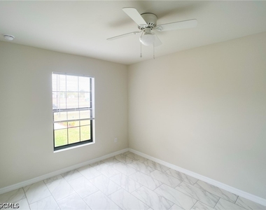 2005 Chiquita Boulevard S - Photo Thumbnail 6