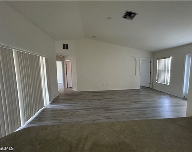 1426 Nw 12th Street - Photo Thumbnail 9