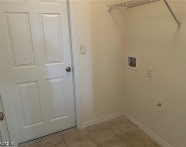 1426 Nw 12th Street - Photo Thumbnail 23