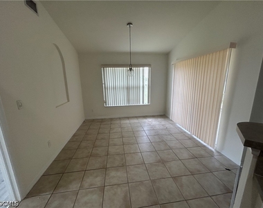 1426 Nw 12th Street - Photo Thumbnail 7
