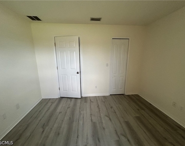 1426 Nw 12th Street - Photo Thumbnail 18