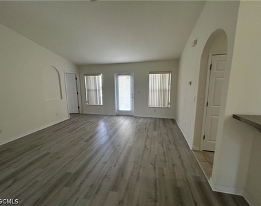 1426 Nw 12th Street - Photo Thumbnail 10