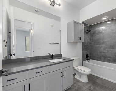 1508 Blodgett Street - Photo Thumbnail 11