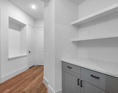 1508 Blodgett Street - Photo Thumbnail 14