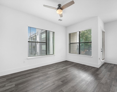 1508 Blodgett Street - Photo Thumbnail 13