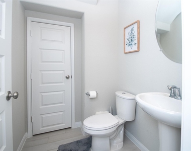 1523 Parkland Oak Drive - Photo Thumbnail 14