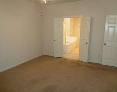 10326 Thornmont Lane - Photo Thumbnail 22