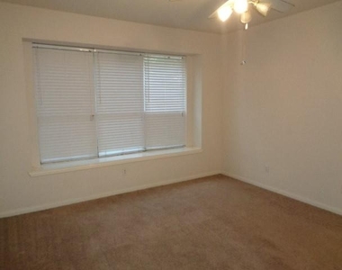 10326 Thornmont Lane - Photo Thumbnail 9