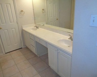10326 Thornmont Lane - Photo Thumbnail 16