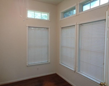 10326 Thornmont Lane - Photo Thumbnail 7