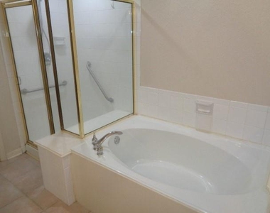 10326 Thornmont Lane - Photo Thumbnail 15