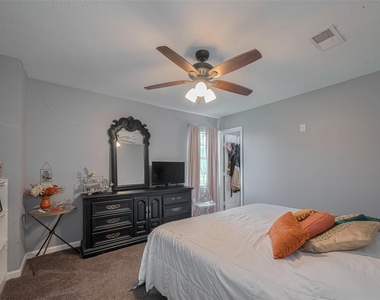 5514 Avenue M - Photo Thumbnail 24