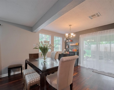 5514 Avenue M - Photo Thumbnail 11