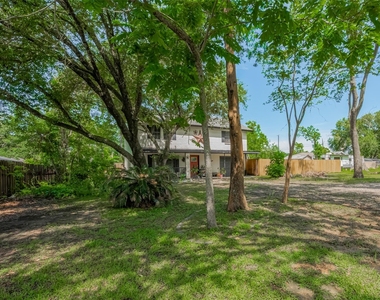 5514 Avenue M - Photo Thumbnail 3