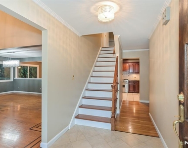 135 Elmwood - Photo Thumbnail 1